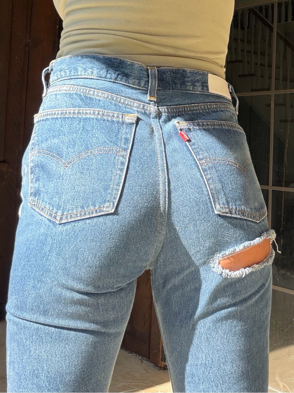Re/Done Levi 501 High rise Butt Rip Full Length